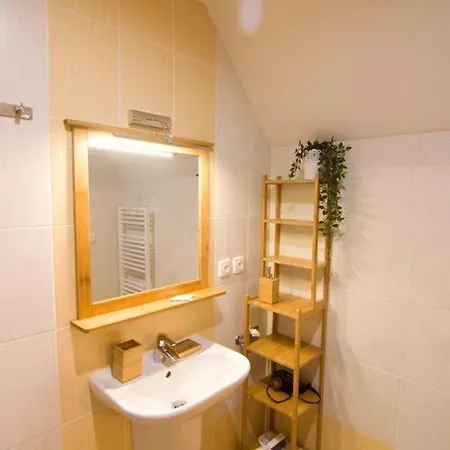 - Helena 15 A Helena 21 Hrabovo Apartamento