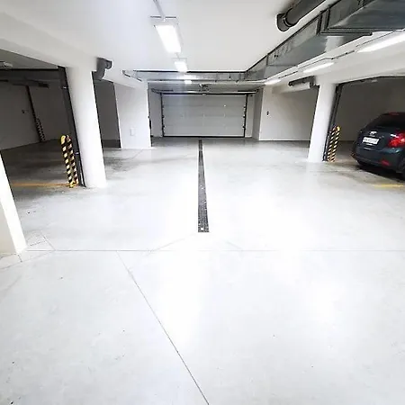 Helena 15 A Helena 21 Hrabovo * Ruzomberok