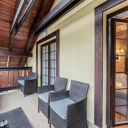 Helena 15 A Helena 21 Hrabovo